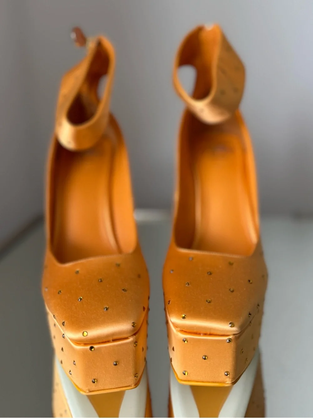 New Jimmy CHOO Sailor Moon Venus Platform 140 Orange Platform Pumps Crystals